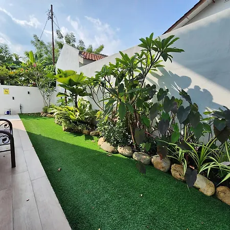 Ipoh Eden Pool Villa Suites Exterior photo