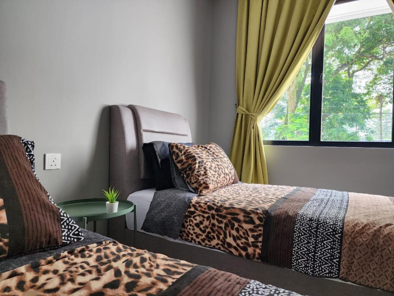 Homestay Eden Pool