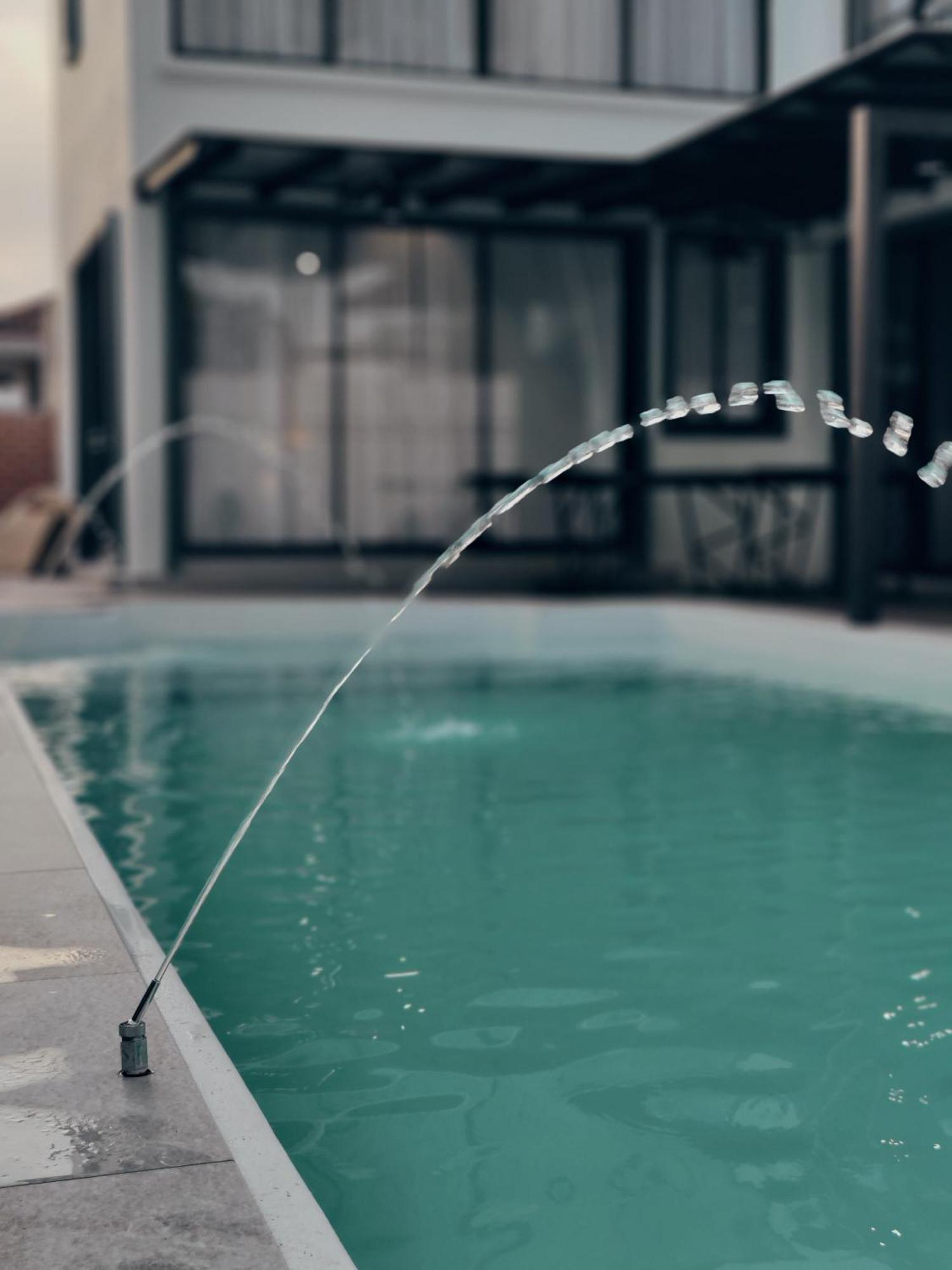 Homestay Eden Pool *