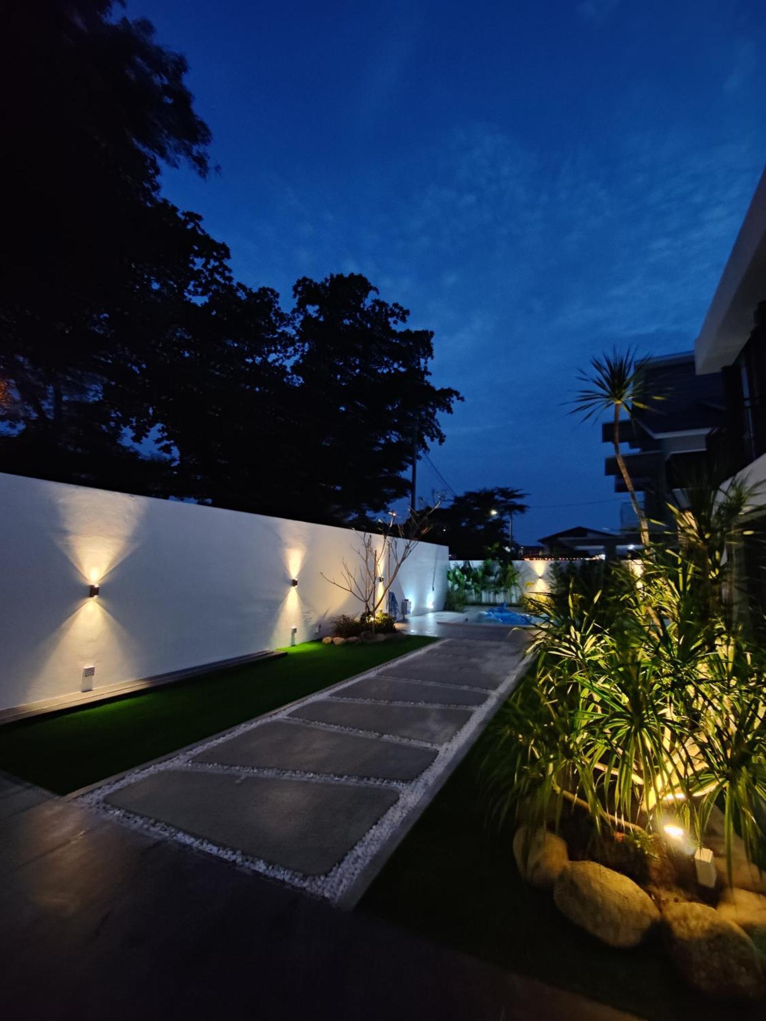 Homestay Eden Pool *