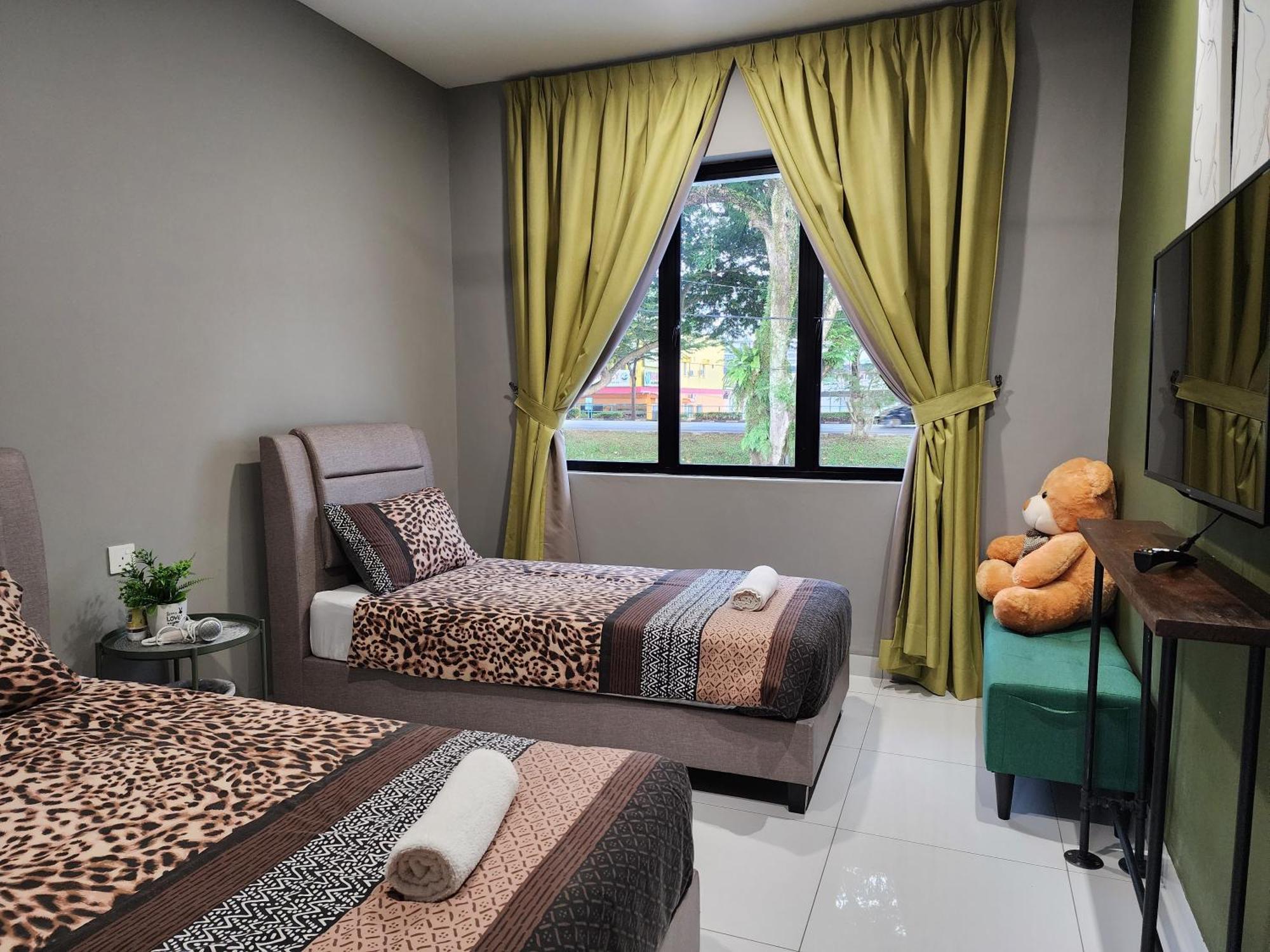 Eden Pool Homestay Ipoh